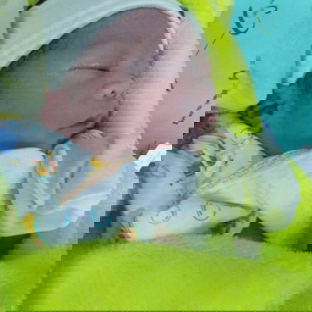 คลอดแล้วค่ะ หมอบอกน้องหายใจเร็ว (ผ่าคลอด)