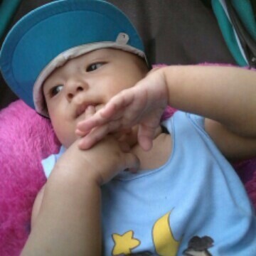bayi 7bulan