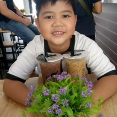 อวดฟันสวย