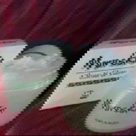 Moreskin clean and glow aman untuk bumil dan busui