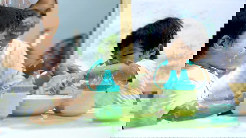 Ikatan Ibu & Anak Lebih Erat Bila Ibu Ayah Amalkan Pengasuhan Semula Jadi Bermula Di Rumah