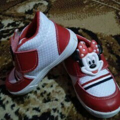 teman jalan si kecil