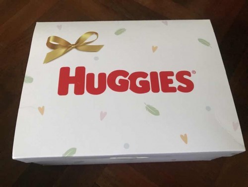 HUGGIES