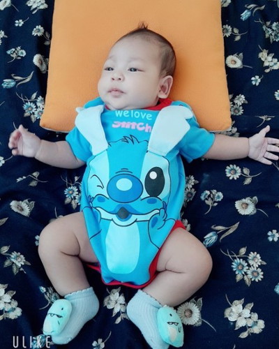 เด็กน้อยเดือนพฤษภาคม