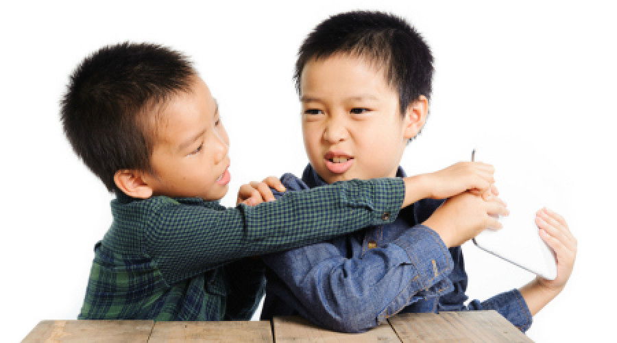 To parents of siblings, which one do you relate to the most?