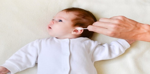 Berapa kerap anda bersihkan telinga si kecil?