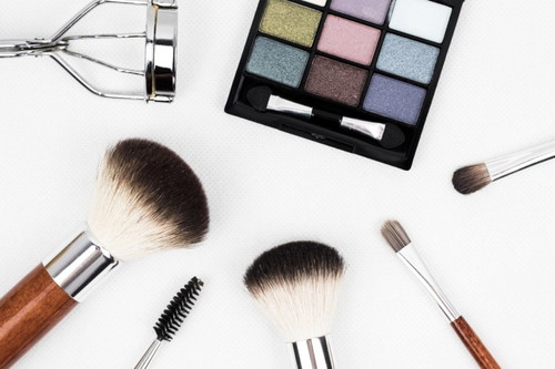 How often do you put on makeup?