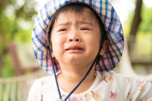 Does your child throw tantrums?