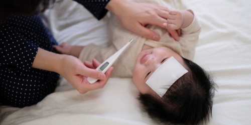 If your baby has a fever, do you bring him/her to the doctor straightaway?