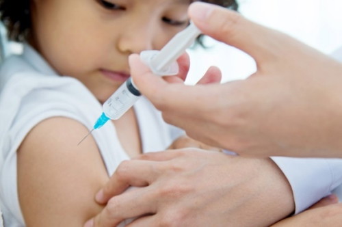 Are there any immunisation shots for a 4 year old?