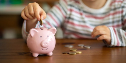 Should parents set up a savings account for their 4yo?