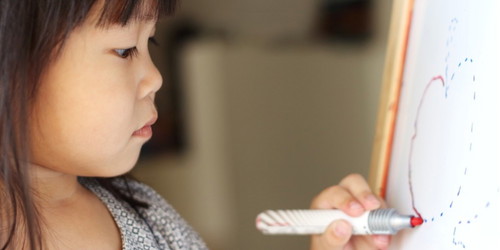 Is it better for a child to be left-handed or right-handed?