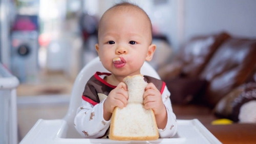 Bé nhà bạn có kén ăn không?