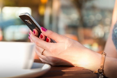 Ano'ng messaging app ang paborito mong gamitin?