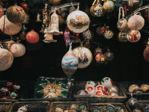Nakapaglagay na ba kayo ng mga Christmas decorations ninyo?