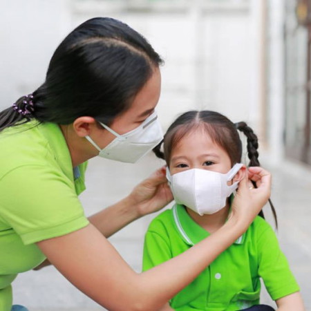 Pinapagsuot mo ba ng mask ngayon ang pamilya mo para maprotektahan laban sa nCOV (Wuhan virus)?