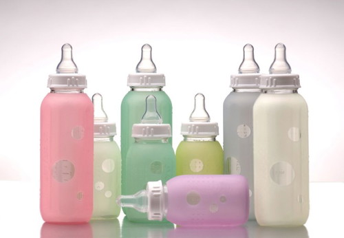 Adakah anda menggunakan botol berasingan untuk susu dan air masak untuk bayi?