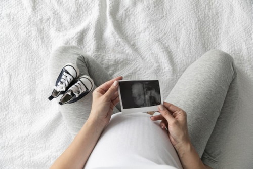 Balak mo bang magpa-4D ultrasound para makita ang mukha ni baby?
