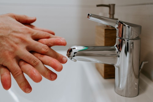 How many times a day do you wash your hands?