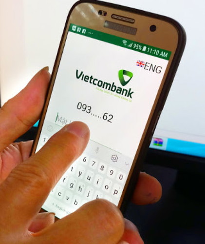 Bạn thường sử dụng Mobile Banking (giao dịch ngân hàng trên điện thoại) bao nhiêu lần trong tháng?