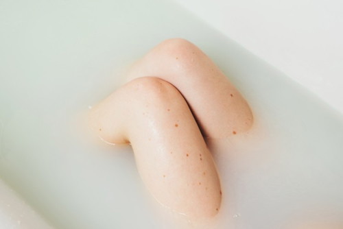 Gumagamit ka pa rin ba ng feminine wash?