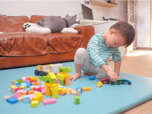 How do you train your child's motor skills?
