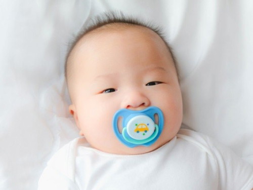 When did your child stopped using a pacifier?