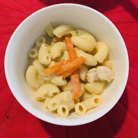 Nilalagyan mo ba ng hotdog ang sopas?