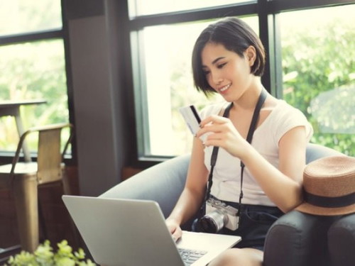 How likely are you to buy a Single Premium Insurance Plan online in the next 6 months?