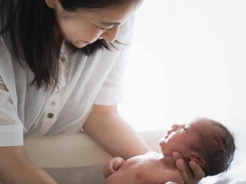 How long do you take to bathe your baby?