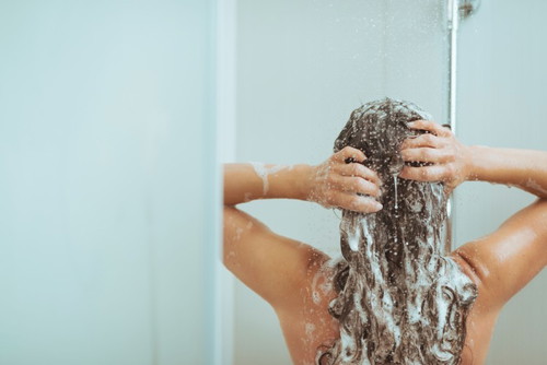 Anda selalu mandi dengan air panas atau air sejuk?