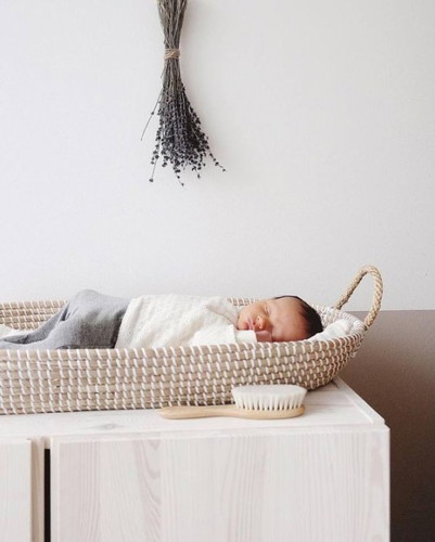 Perlu atau tidak asingkan tempat tidur bayi?