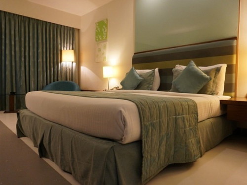 What is the material of your bedsheet?