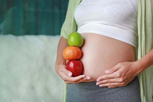 Do/ Did you eat a lot of fruits during pregnancy?