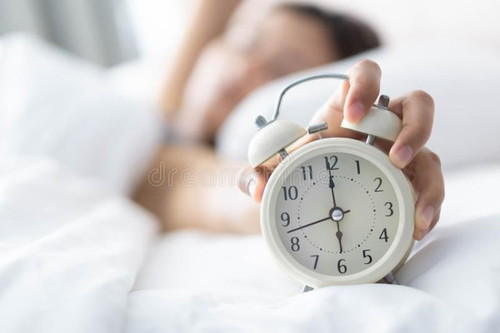 Agak-agak berapa jam saja tidur malam anda?