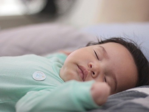 Is it safe to use air conditioner in your child's room? Read more about: <a href='https://sg.theasianparent.com/the-ideal-temperature-for-your-babys-room' target='_blank' >https://sg.theasianparent.com/the-ideal-temperature-for-your-babys-room</a>