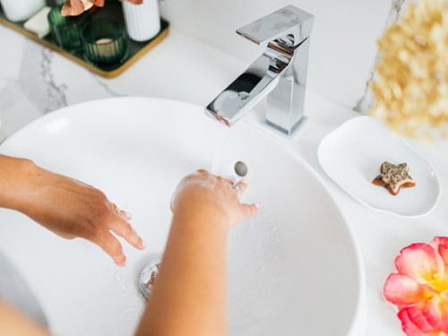 True or false: “You need to wash your hand before touching your newborn.”
