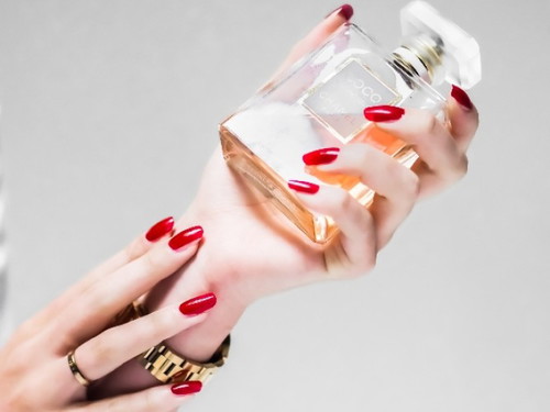 Is it safe to use perfume during pregnancy?