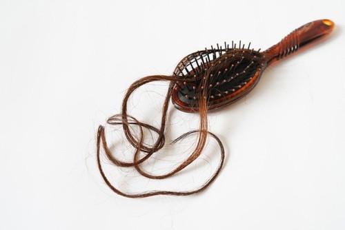 Naglagas ba ang buhok mo after pregnancy?