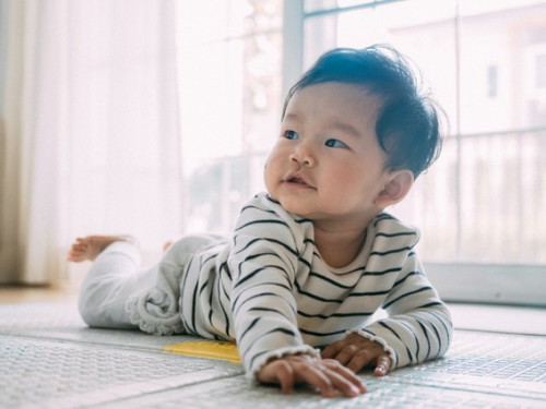 Which method would you consider trying to get your child to lie on their stomach?
Find out more information here: <a href='https://sg.theasianparent.com/promote-neck-development-keeping-his-head-high-at-3-months-old' target='_blank' >https://sg.theasianparent.com/promote-neck-development-keeping-his-head-high-at-3-months-old</a>