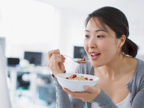 How do/did you increase your hemoglobin (Hb) levels during pregnancy?