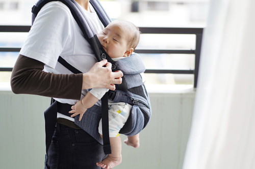 Do/Did you use a ring sling, wrap, or carrier to carry your baby?