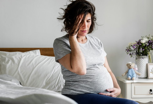 Nakaranas ka pa ba ng morning sickness kahit after 1st trimester?