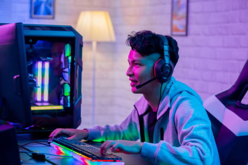 Does your husband watch online gaming streams?