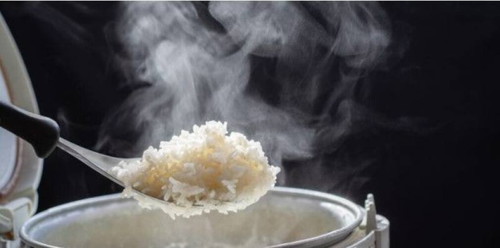 Yuk cek <a href='https://id.theasianparent.com/rice-cooker-terbaik?utm_source=apppoll&utm_medium=app-internal-organic&utm_campaign=id' target='_blank' >https://id.theasianparent.com/rice-cooker-terbaik?utm_source=apppoll&utm_medium=app-internal-organic&utm_campaign=id</a> pilihan rice cooker hemat listrik.