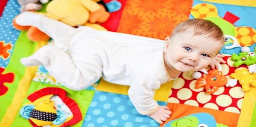 Yuk cek <a href='https://id.theasianparent.com/romper-untuk-bayi?utm_source=apppoll&utm_medium=app-internal-organic&utm_campaign=id' target='_blank' >https://id.theasianparent.com/romper-untuk-bayi?utm_source=apppoll&utm_medium=app-internal-organic&utm_campaign=id</a> rekomendasi romper bayi dengan desain yang lucu dan menggemaskan.