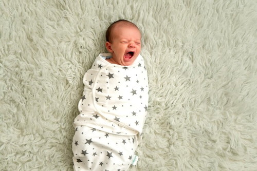 Variasi kain bedung bayi: <a href='https://my.theasianparent.com/kain-bedung-baby' target='_blank' >https://my.theasianparent.com/kain-bedung-baby</a>