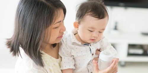 Cek <a href='https://id.theasianparent.com/botol-susu-terbaik' target='_blank' >https://id.theasianparent.com/botol-susu-terbaik</a> rekomendasi botol susu terbaik versi tAP.