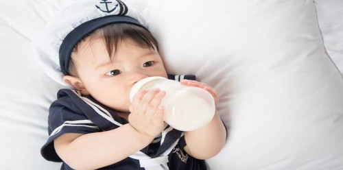 Cek <a href='https://id.theasianparent.com/susu-formula-hypoallergenic' target='_blank' >https://id.theasianparent.com/susu-formula-hypoallergenic</a> pilihan susu hypoallergenic untuk bayi yang alergi protein susu sapi.