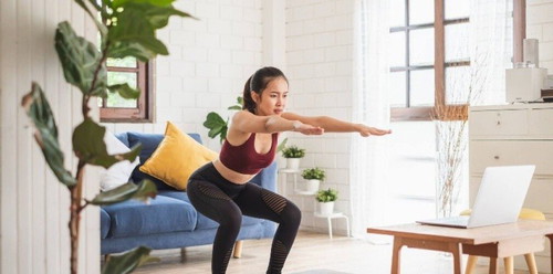 Cek <a href='https://id.theasianparent.com/sport-bra-yang-bagus' target='_blank' >https://id.theasianparent.com/sport-bra-yang-bagus</a> pilihan sport bra nyaman untuk sesi workout from home